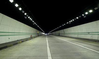 Co je LED osvětlení tunelu